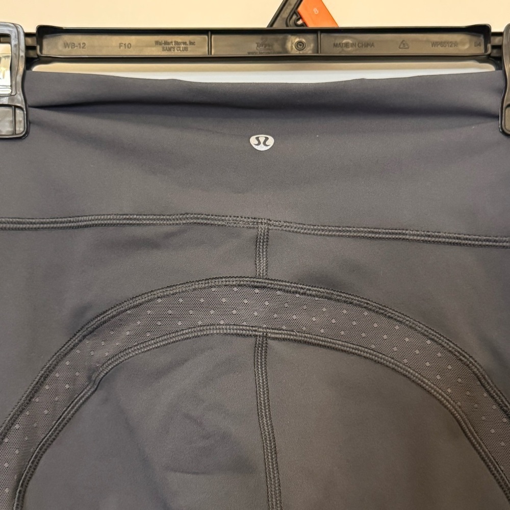 Lululemon Athletica grey Leggings size 6 - Picture 3 of 5